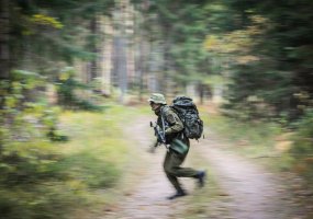 Ištvermingiausiems kariuomenės žvalgams įteikti antsiuvai „Patrulis“  - 4