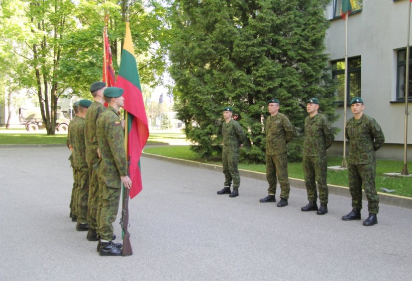 Vaidoto batalionas minėjo 20-ąsias kovinės vėliavos įteikimo metines