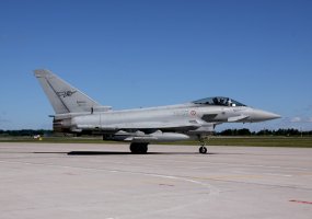 Aviacijos bazėje Šiauliuose lankėsi Italijos karinių oro pajėgų vadas - 6