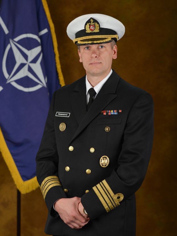 Kmd. Giedrius Premeneckas apdovanotas NATO medaliu „Už pasižymėjimą“