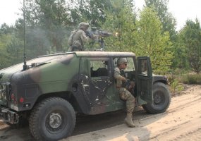 Lietuvos ir JAV karių pratyboms pasitelkti ir sąjungininkų sraigtasparniai „Black Hawk“ - 4