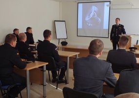 Lietuvos karo akademijoje prasideda tarptautiniai oro pajėgų štabo karininkų kursai - 2
