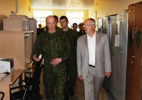 Krašto apsaugos ministras lankėsi Mechanizuotoje pėstininkų brigadoje ,,Geležinis Vilkas - 2
