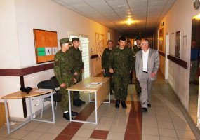 Krašto apsaugos ministras lankėsi Mechanizuotoje pėstininkų brigadoje ,,Geležinis Vilkas - 5