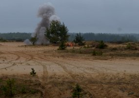 Lietuvos ir JAV karai dalyvauja bendrose pėstininkų ir inžinierių pratybose „Inžinierių griausmas... - 2