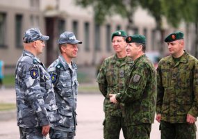 Didžiojo Lietuvos etmono Jonušo Radvilos mokomajame pulke mokėsi Lietuvos policijos mokyklos... - 3
