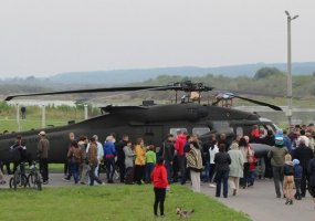 Pratybose „Baltijos piranija“ dalyvaujantys kariai susitiko su Lietuvos miestų gyventojais - 6