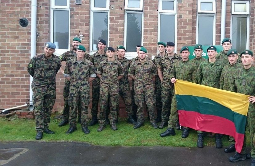 Išgyvenimo pratybose Velse dalyvavusiai Lietuvos karių komandai – bronzos medaliai