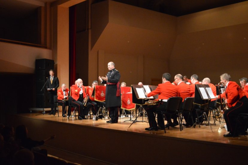 Klaipėdoje skambėjo Jungtinės Karalystės bei Lietuvos Karinių oro pajėgų orkestrų muzika