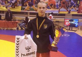 Juozo Vitkaus inžinerijos bataliono karys tapo tarptautinio sambo turnyro nugalėtoju - 1