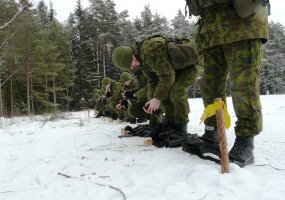 Juozo Vitkaus inžinerijos bataliono šauktiniai kariai vykdė užduotis Gaižiūnų poligone - 1