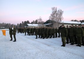 Bazinį kario kursą baigę Mokomajame pulke  šauktiniai tarnybą tęs priskirtuose kariuomenės... - 1
