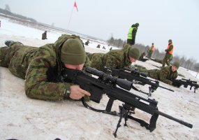 Vaidoto batalione privalomosios pradinės karo tarnybos kariai mokomi pagal specialistų rengimo... - 6