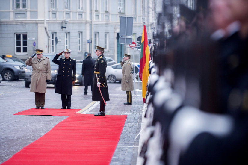 Defence cooperation between Lithuania and Spain discussed in Vilnius