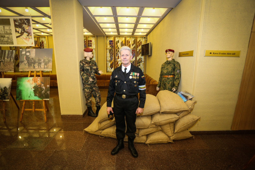  KASP jubiliejui skirtoje parodoje Seime - ir gyvų parlamento gynėjų liudijimai