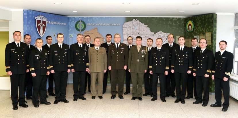 Keturi Lietuvos KJP karininkai pradėjo studijas Baltijos šalių karinių jūrų pajėgų vadovavimo ir...