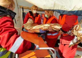 Pratybų „Žaibo kirtis 2016“ vienas iš scenarijaus epizodų – išgelbėti keleiviai iš plaukiančio kelto - 3