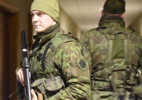 Vadavietės šturmu užbaigtos karių savanorių pratybos „Tvirtas skydas - 5