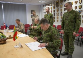 Estijoje susitikę Baltijos šalių kariuomenių vadai vieningai sutarė stiprinti sąveiką - 4