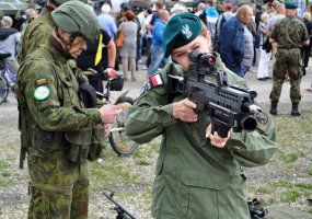 Lenkijos Elkos miesto gyventojams „ANAKONDA-16” pratybų dalyviai pristatė savo ginkluotę - 1