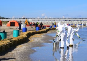 Baltijos jūroje vyks tarptautinės naftos taršos likvidavimo incidento pratybos „Balex Delta 2016“ - 5