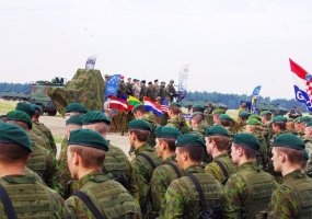 Iš didžiausių NATO pratybų Lenkijoje grįžta Lietuvos kariai  - 5