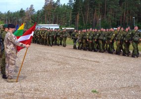 Iš didžiausių NATO pratybų Lenkijoje grįžta Lietuvos kariai  - 6