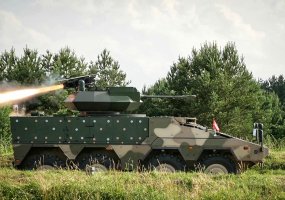 Lietuvos kariuomenės ir KAM atstovai Vokietijoje stebėjo pėstininkų kovos mašinos BOXER prototipo... - 4