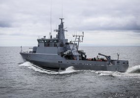 Lithuanian officer commands a unit at multinational maritime Exercise BALTOPS 16 - 2