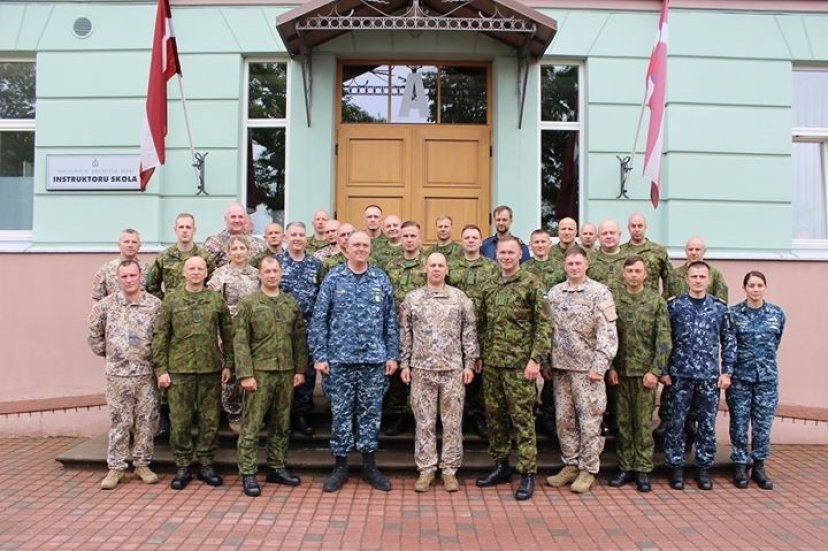 Latvijoje vyko Baltijos šalių kariuomenių vyriausiųjų puskarininkių seminaras