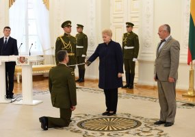 Lietuvos kariuomenės Sausumos pajėgoms vadovauja brg. gen. V. Rupšys - 2