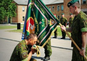 Karaliaus Mindaugo husarų batalionui vadovauja mjr. R. Putnikas  - 1