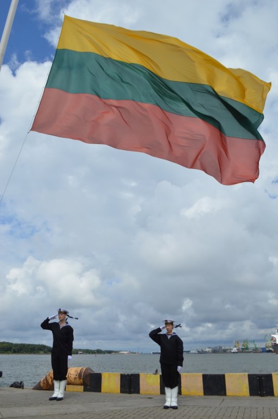 KJP kariai ir orkestras dalyvavo Valstybės dienos renginyje