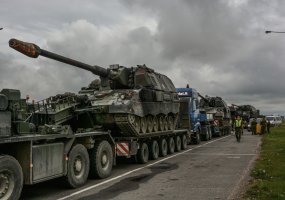Elektrėnų ir Raseinių gyventojai įvertino pratybose „Ugninis Griausmas“ naudojamą karinę techniką  - 1