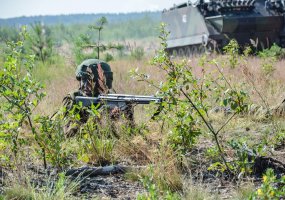 Kazlų Rūdoje - tarnybą jau baigiančių šauktinių baigiamosios vertinimo pratybos - 3