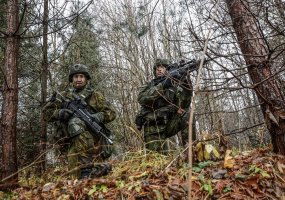 Paskutiniai šiemet parengti skyrių vadai papildė Sausumos pajėgas - 4