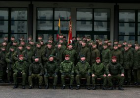 Kariai savanoriai baigė Bazinį kario savanorio įgūdžių kursą - 3