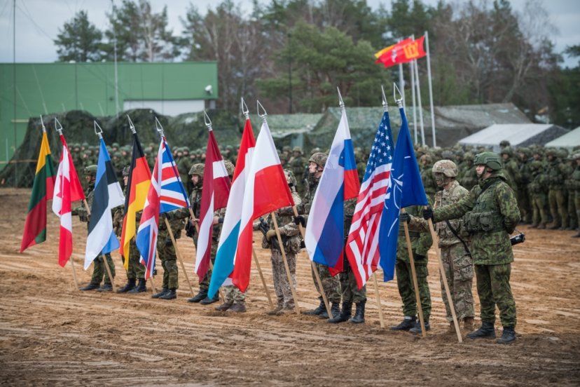 Prasidėjo tarptautinės pratybos „Iron Sword 2016“ 