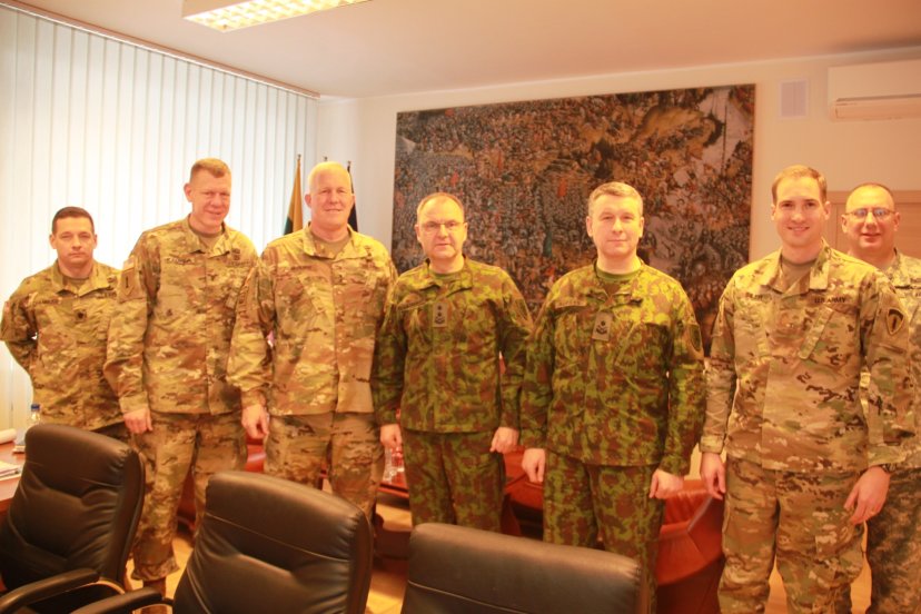 Lietuvoje lankėsi JAV armijos Europoje vado pavaduotojas