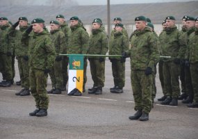 Ulonų bataliono vadas atsisveikino su kovine vėliava - 1