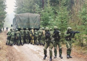 Vaidoto bataliono šauktiniai užsitarnavo beretes su „Geležinio vilko“ ženklu - 1