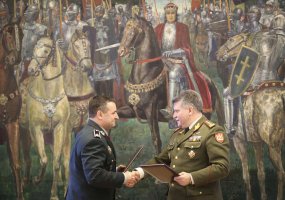 Krašto apsaugos ministerijoje aptartas ir įtvirtintas Lietuvos kariuomenės bendradarbiavimas su... - 2