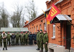 Atidarytos naujos Krašto apsaugos savanorių pajėgų Dariaus ir Girėno apygardos 2-osios rinktinės... - 5