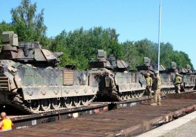 Tanks and other equipment of the new U.S. rotational force on the way to Lithuania - 2