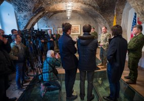 JAV sausumos pajėgų Europoje vadas gen. ltn. F. B. Hodges giria Lietuvą už pastangas stiprinti... - 4
