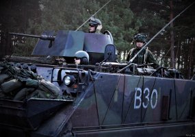 Fotogalerija: Lietuvos kariai treniravosi kartu su JAV rotacinių pajėgų kariais - 3