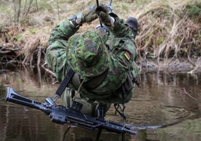 Kariuomenės žvalgų varžybose „Žvalgo takas“ laurais pasidabino Karaliaus Mindaugo husarų batalionas - 2