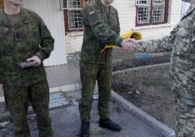 Didžiojo Lietuvos etmono Jonušo Radvilos mokomojo pulko instruktoriai dalijosi patirtimi su... - 2