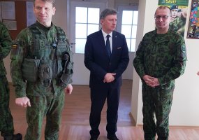 Plungėje ir Pakruojyje įkurti nauji Regioniniai karo prievolės ir komplektavimo poskyriai  - 3