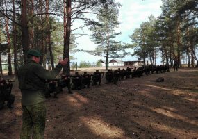 Didžiojo Lietuvos etmono Jonušo Radvilos mokomasis pulkas šauktinius karius pasitinka... - 1